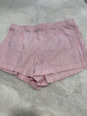 Pink Striped Men’s Casual Shorts